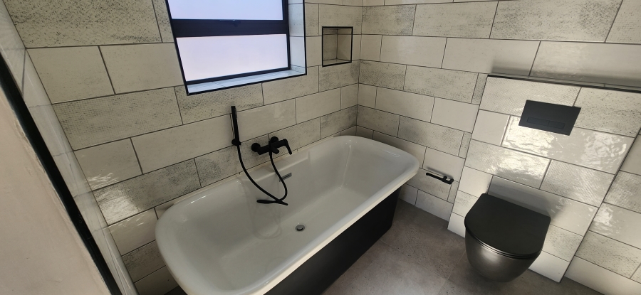 3 Bedroom Property for Sale in Dana Bay Western Cape